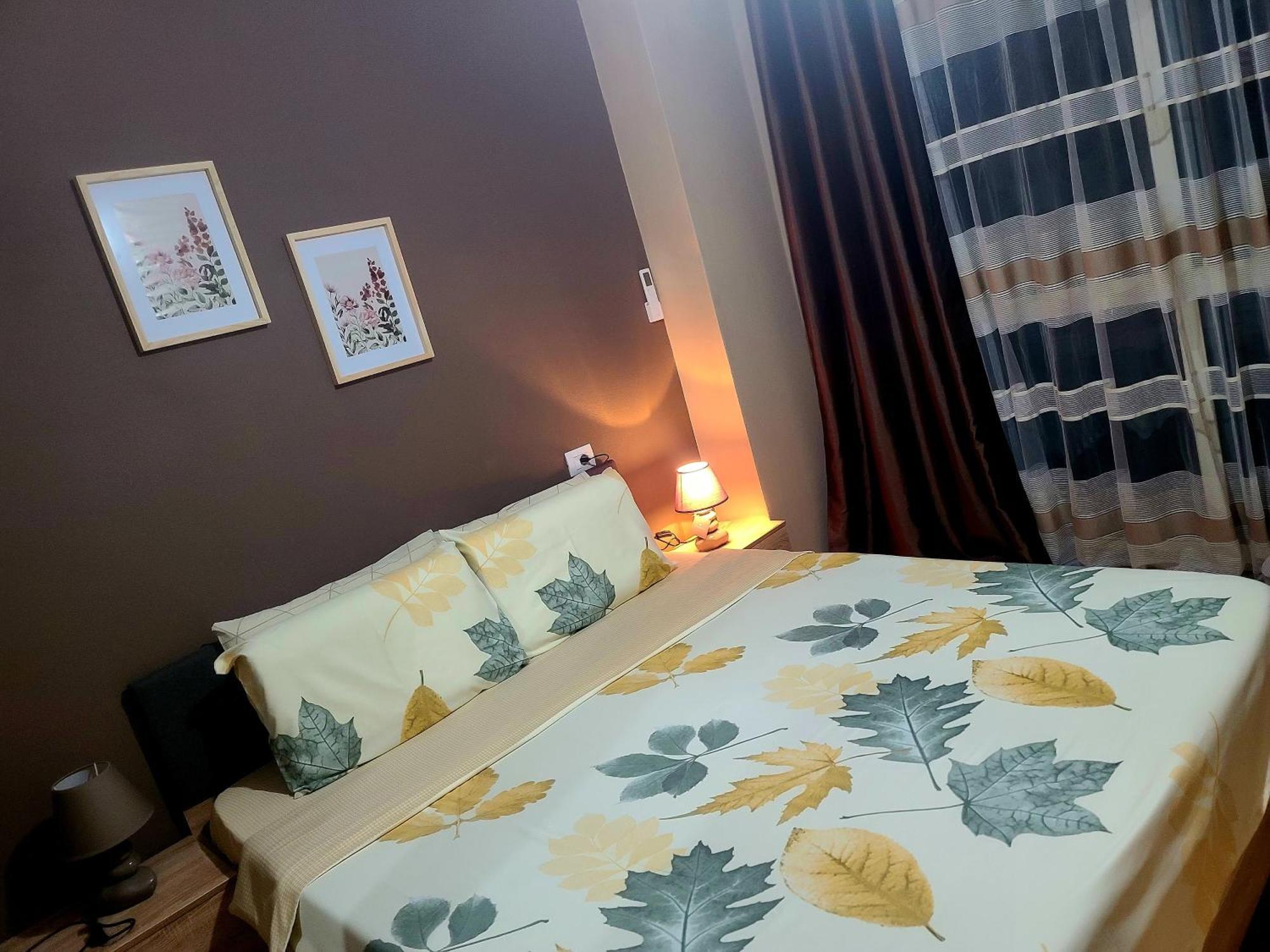 My Guest Base Apartment Tiranë Ngoại thất bức ảnh